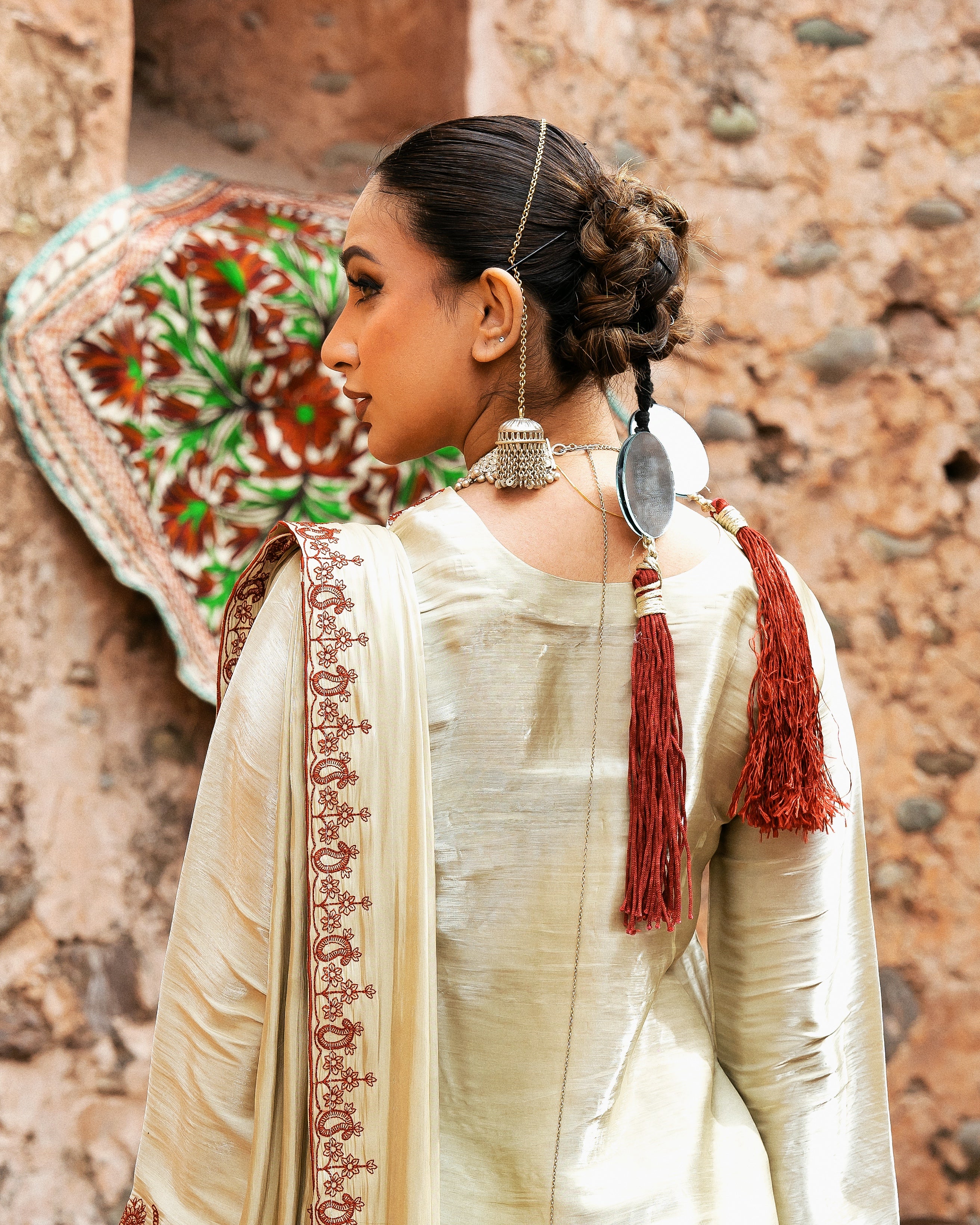 Hooker's Green Suthan Shalwar and Short Shirt- 3 Pc