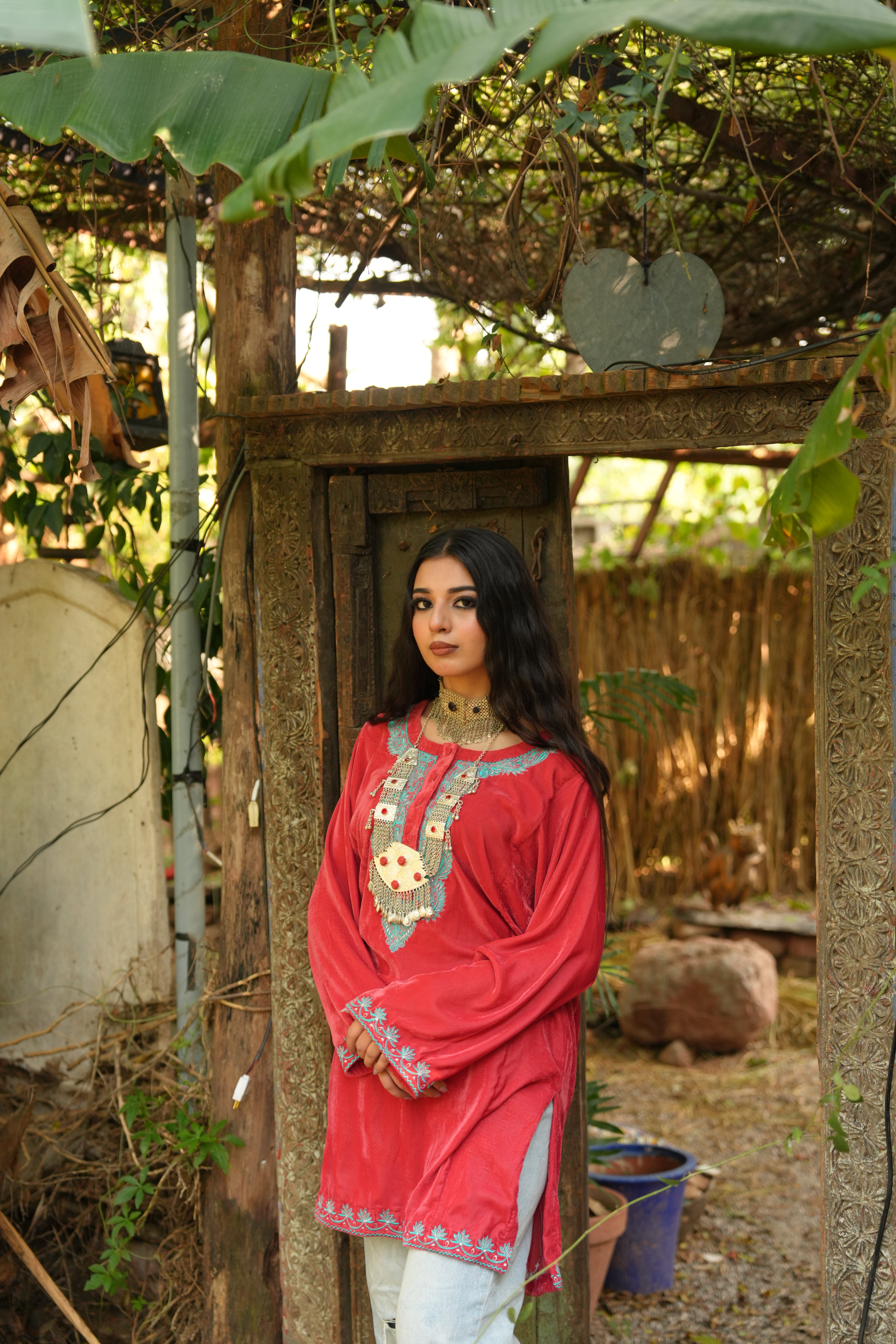 Georgia Peach Velvet Charm – 1 Pc Embroidered Kashmiri Phiran